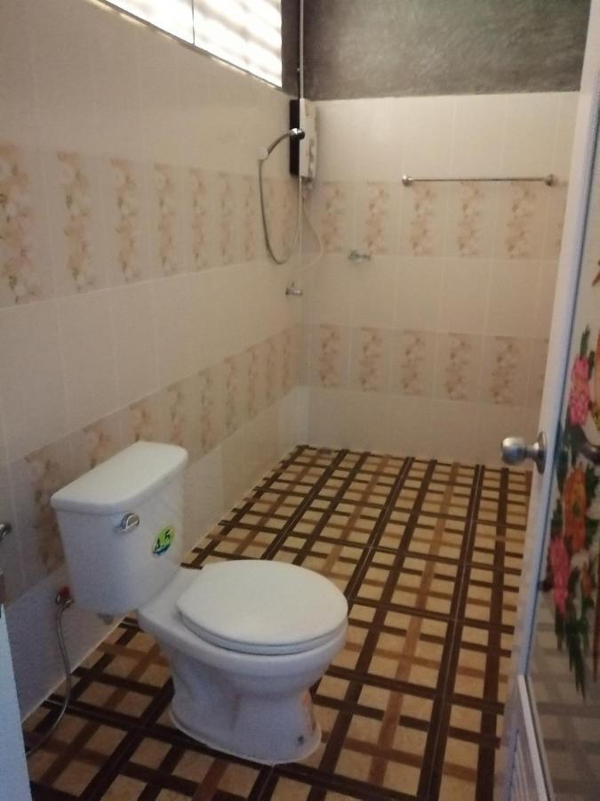 Yotin Guest House Trat Exterior photo