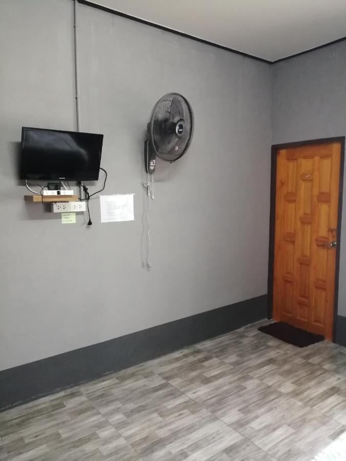 Yotin Guest House Trat Exterior photo